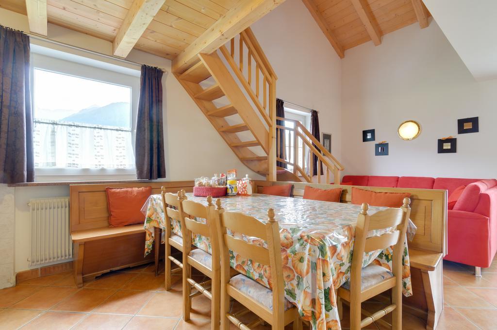 Roe Apartment Panchià Eksteriør bilde